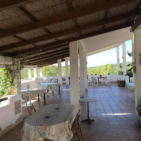 Garden Alojamento de Acomodação e Pequeno-almoço 3*
